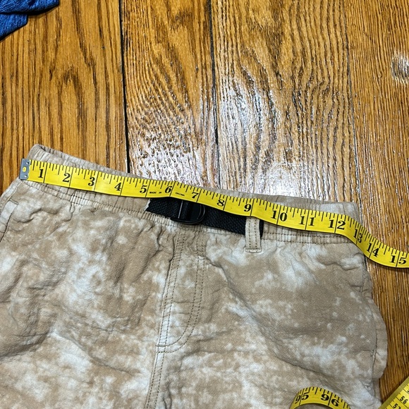 5/$25🦋 Wonder Nation brand brown tie dye style shorts. Size Large (10-12). - Picture 8 of 11